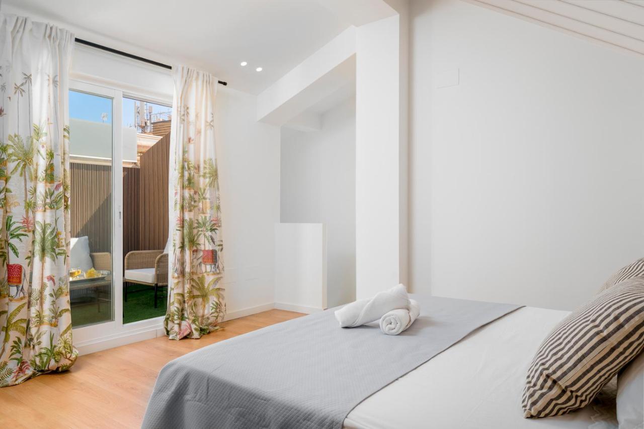 Atico Plaza Del Teatro 3 Habitaciones มาลากา ภายนอก รูปภาพ